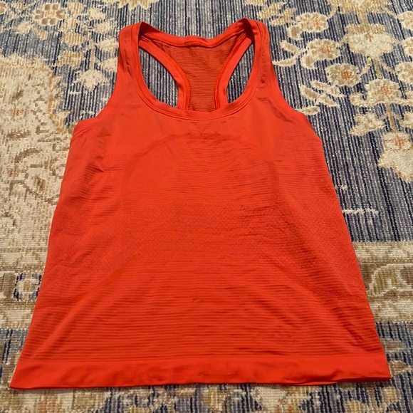 lululemon athletica Tops - Lululemon swiftly tank top